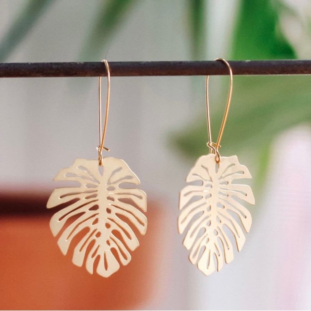 Gold Monstera Leaf Dangle Earrings